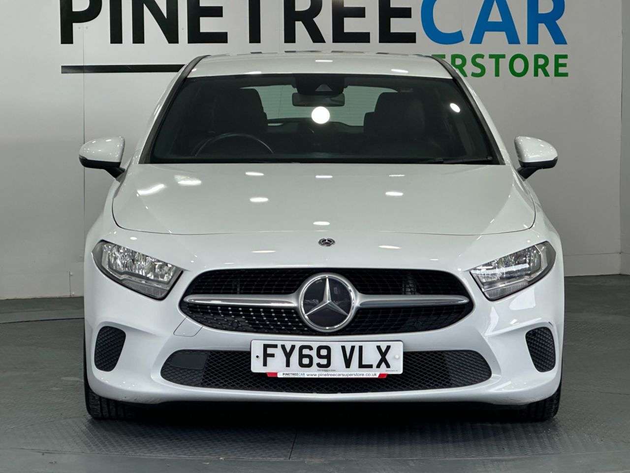 A 2019 MERCEDES-BENZ A CLASS 1.3 A180 SE Hatchback 5dr Petrol Manual Euro 6 (s/s) (136 ps) A 2019 MERCEDES-BENZ A CLASS 1.3 A180 SE Hatchback 5dr Petrol Manual Euro 6 (s/s) (136 ps)