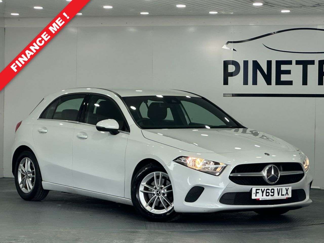 A 2019 MERCEDES-BENZ A CLASS 1.3 A180 SE Hatchback 5dr Petrol Manual Euro 6 (s/s) (136 ps) A 2019 MERCEDES-BENZ A CLASS 1.3 A180 SE Hatchback 5dr Petrol Manual Euro 6 (s/s) (136 ps)