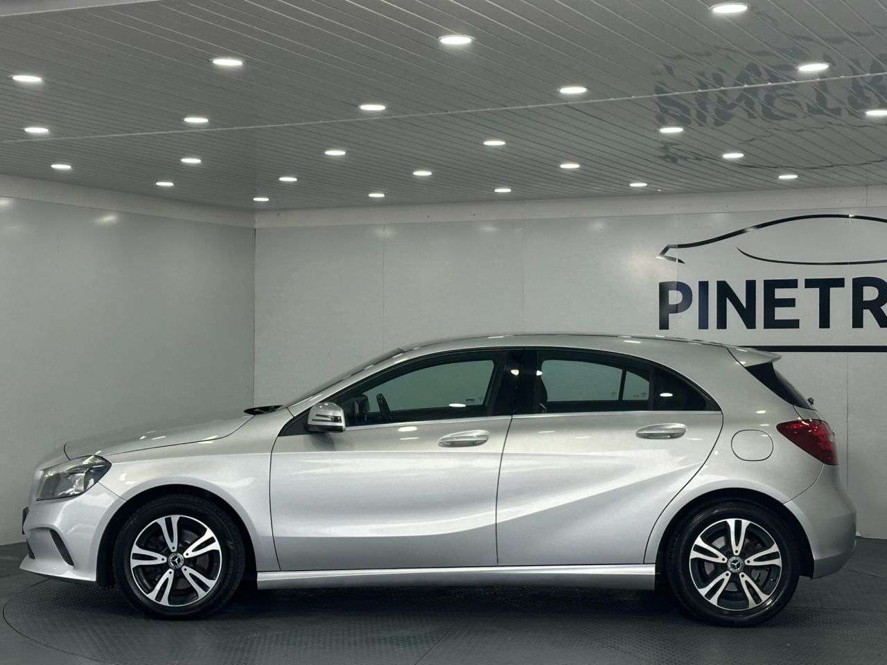 2017 MERCEDES-BENZ A CLASS 2017 MERCEDES-BENZ A CLASS