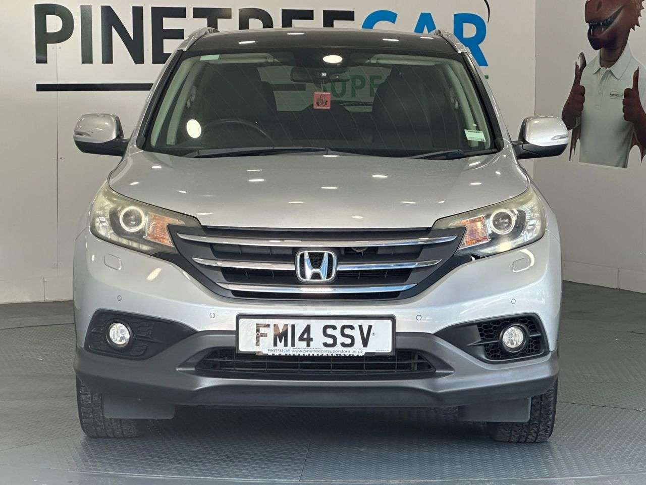 A 2014 HONDA CR-V 2.2 i-DTEC EX SUV 5dr Diesel Manual 4WD Euro 5 (s/s) (150 ps) A 2014 HONDA CR-V 2.2 i-DTEC EX SUV 5dr Diesel Manual 4WD Euro 5 (s/s) (150 ps)