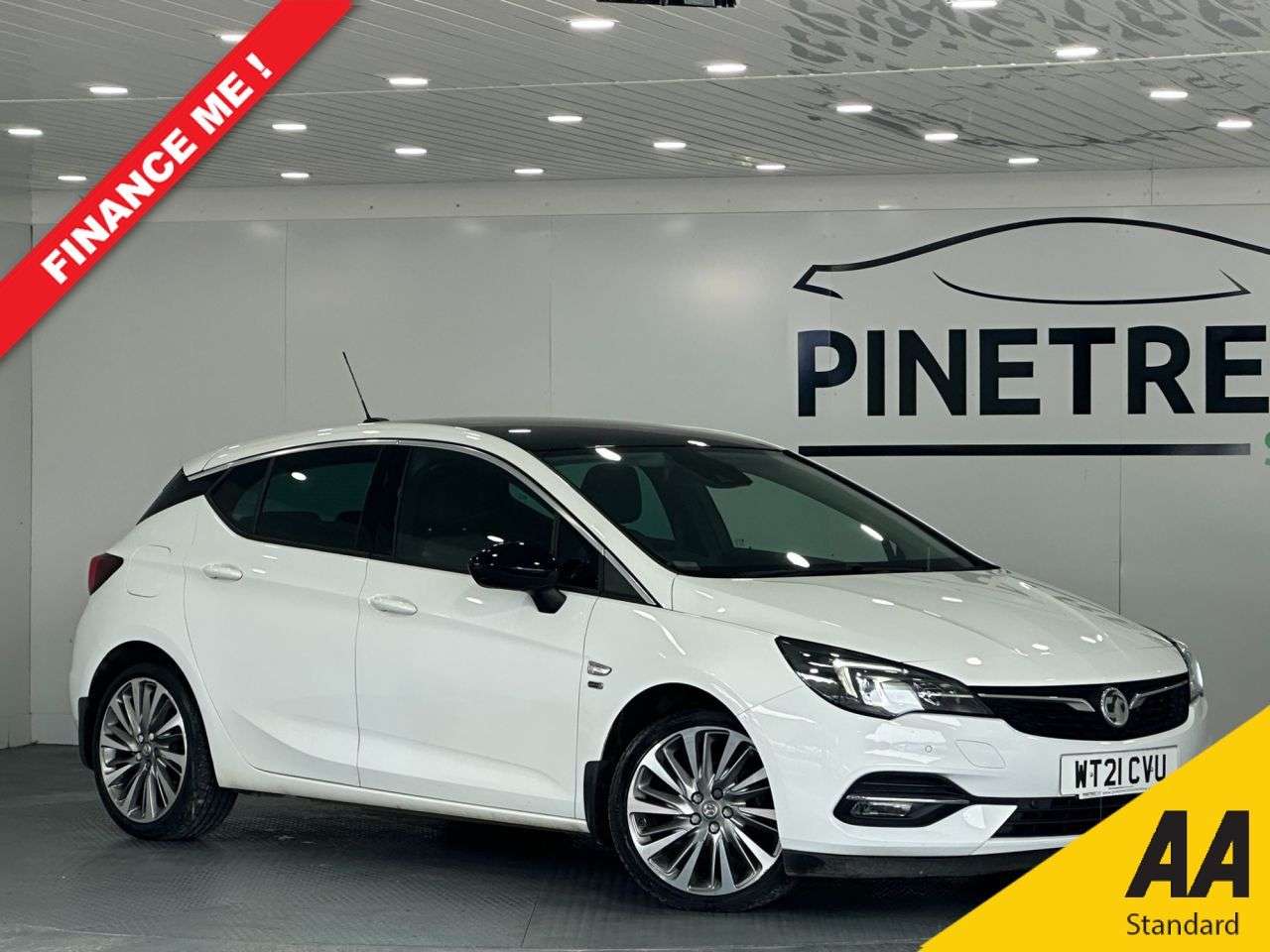 A 2021 VAUXHALL ASTRA 1.5 Turbo D Griffin Edition Hatchback 5dr Diesel Manual Euro 6 (s/s) (122 p A 2021 VAUXHALL ASTRA 1.5 Turbo D Griffin Edition Hatchback 5dr Diesel Manual Euro 6 (s/s) (122 p