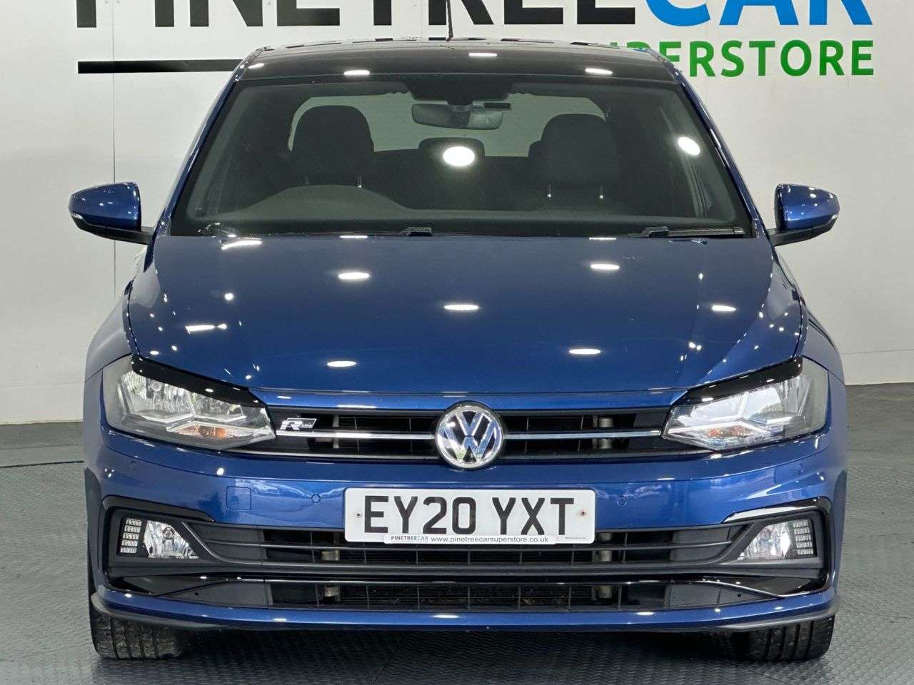 A 2020 VOLKSWAGEN POLO 1.0 TSI GPF R-Line Hatchback 5dr Petrol Manual Euro 6 (s/s) (115 ps) A 2020 VOLKSWAGEN POLO 1.0 TSI GPF R-Line Hatchback 5dr Petrol Manual Euro 6 (s/s) (115 ps)