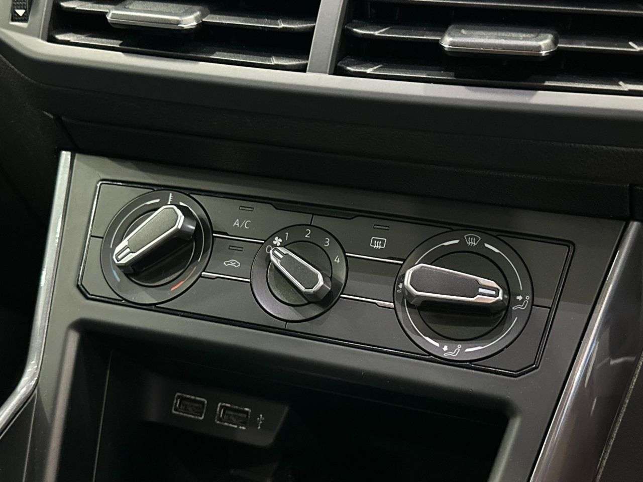 2020 VOLKSWAGEN POLO 2020 VOLKSWAGEN POLO