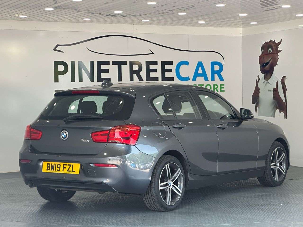 2019 BMW 1 SERIES 2019 BMW 1 SERIES
