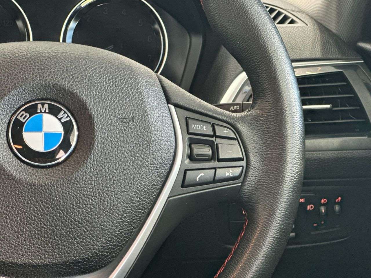 2019 BMW 1 SERIES 2019 BMW 1 SERIES