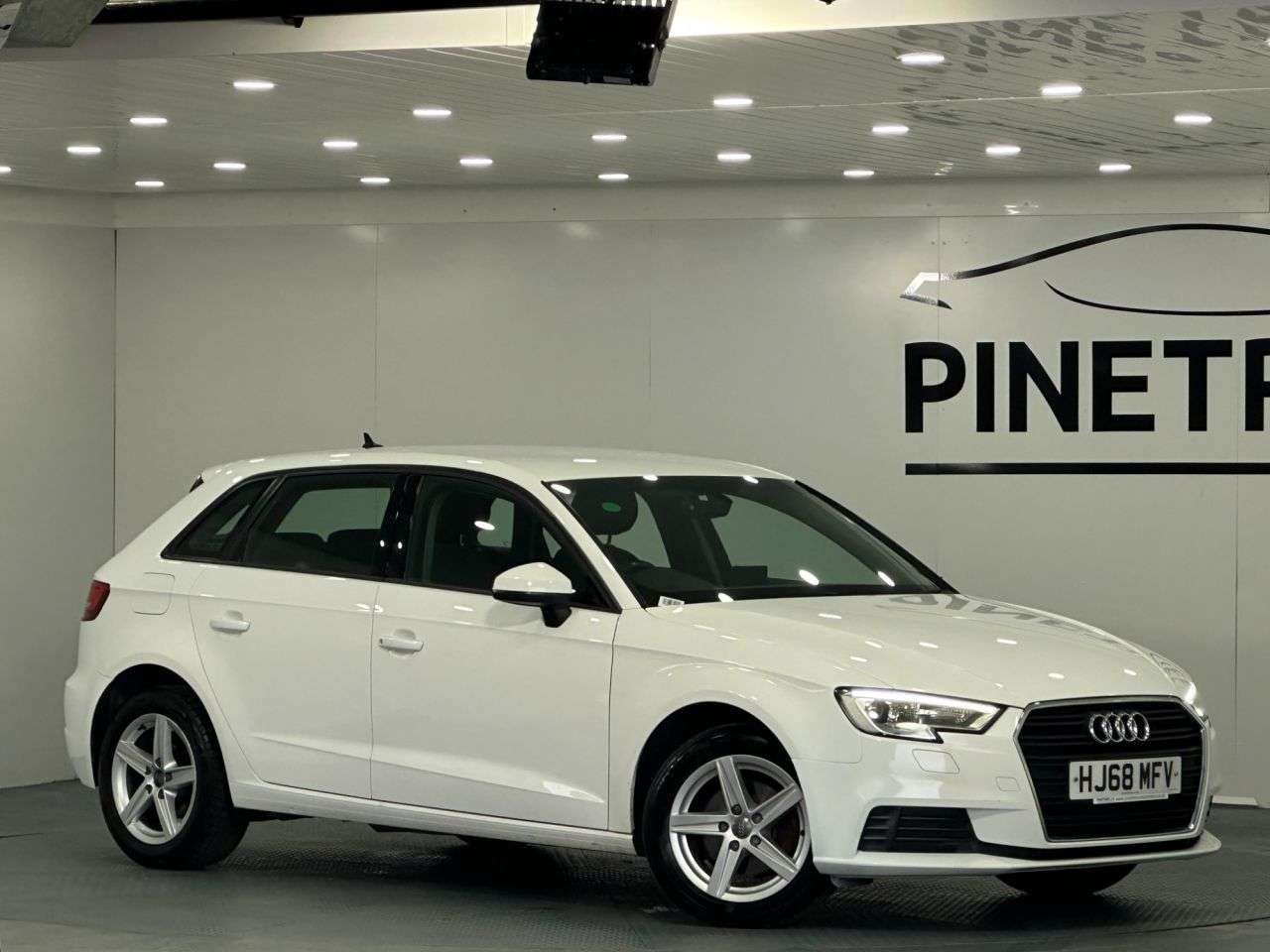 A 2018 AUDI A3 1.0 TFSI 30 SE Technik Sportback 5dr Petrol Manual Euro 6 (s/s) (116 ps) A 2018 AUDI A3 1.0 TFSI 30 SE Technik Sportback 5dr Petrol Manual Euro 6 (s/s) (116 ps)