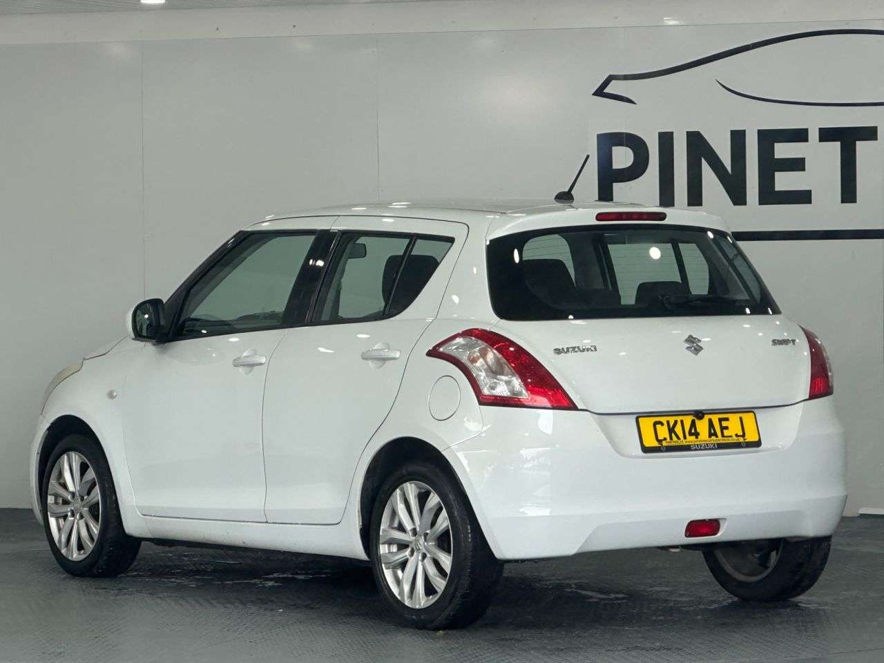 2014 SUZUKI SWIFT 2014 SUZUKI SWIFT