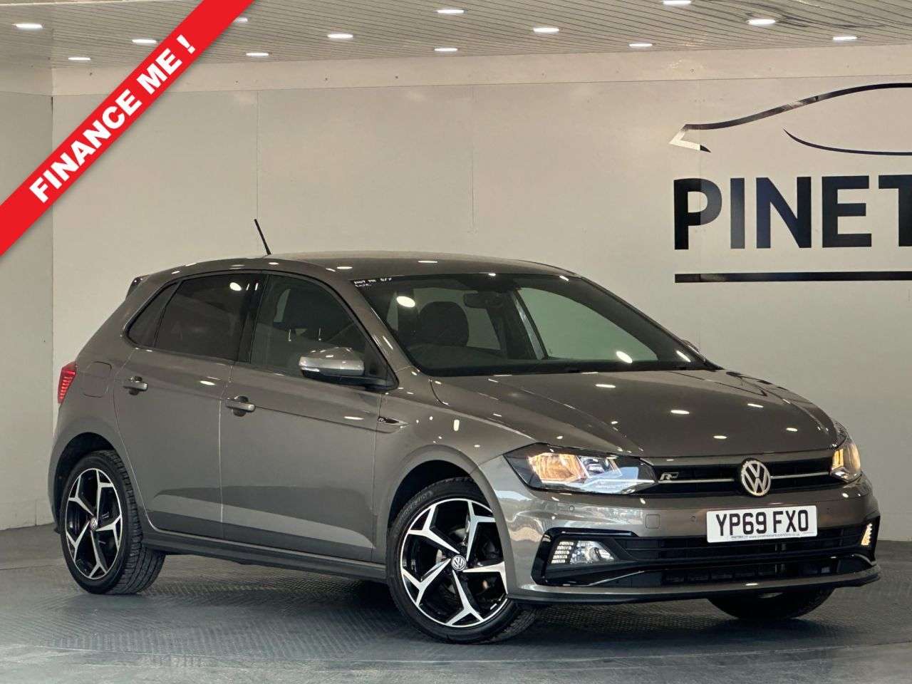 A 2019 VOLKSWAGEN POLO 1.0 TSI GPF R-Line Hatchback 5dr Petrol Manual Euro 6 (s/s) (95 ps) A 2019 VOLKSWAGEN POLO 1.0 TSI GPF R-Line Hatchback 5dr Petrol Manual Euro 6 (s/s) (95 ps)