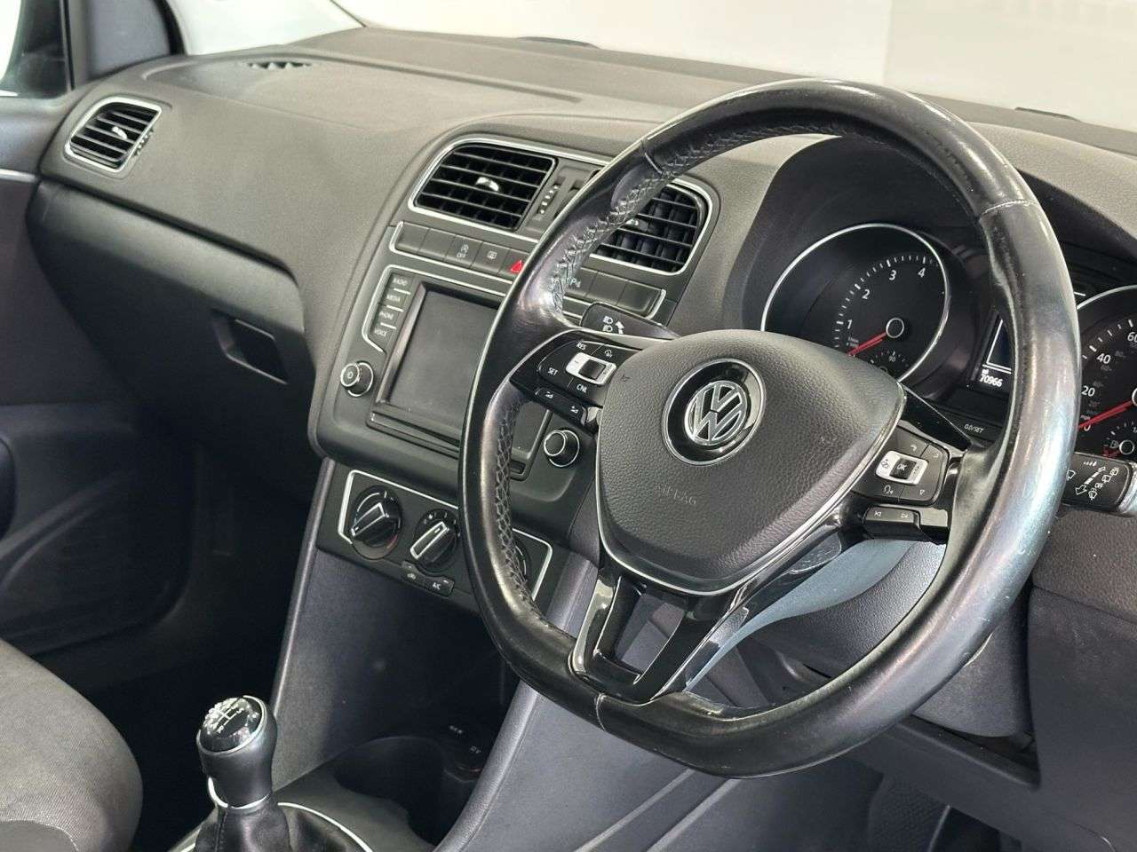 2016 VOLKSWAGEN POLO 2016 VOLKSWAGEN POLO