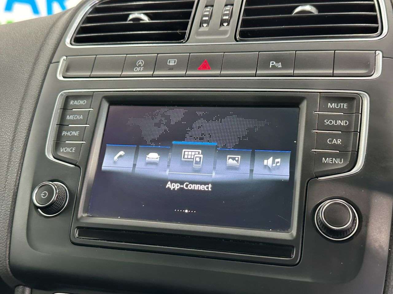 2016 VOLKSWAGEN POLO 2016 VOLKSWAGEN POLO