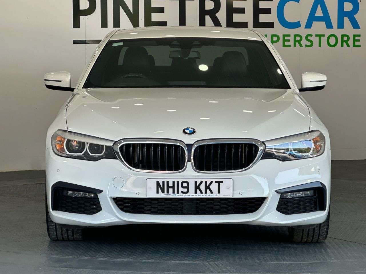 A 2019 BMW 5 SERIES 2.0 520d M Sport Saloon 4dr Diesel Auto xDrive Euro 6 (s/s) (190 ps) A 2019 BMW 5 SERIES 2.0 520d M Sport Saloon 4dr Diesel Auto xDrive Euro 6 (s/s) (190 ps)