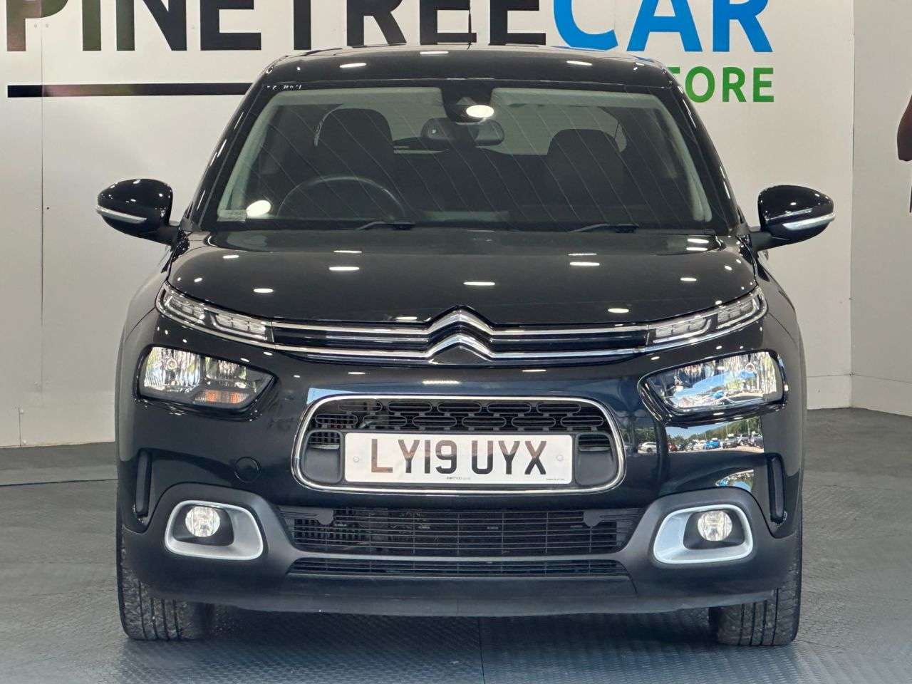 A 2019 CITROEN C4 CACTUS 1.5 BlueHDi Flair Hatchback 5dr Diesel Manual Euro 6 (s/s) (100 ps) A 2019 CITROEN C4 CACTUS 1.5 BlueHDi Flair Hatchback 5dr Diesel Manual Euro 6 (s/s) (100 ps)