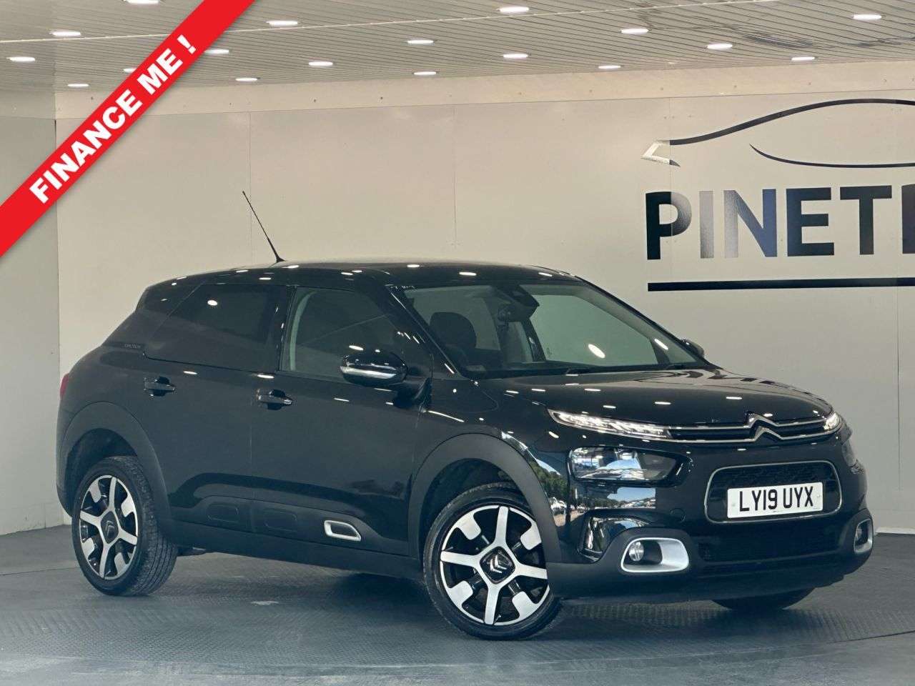 A 2019 CITROEN C4 CACTUS 1.5 BlueHDi Flair Hatchback 5dr Diesel Manual Euro 6 (s/s) (100 ps) A 2019 CITROEN C4 CACTUS 1.5 BlueHDi Flair Hatchback 5dr Diesel Manual Euro 6 (s/s) (100 ps)