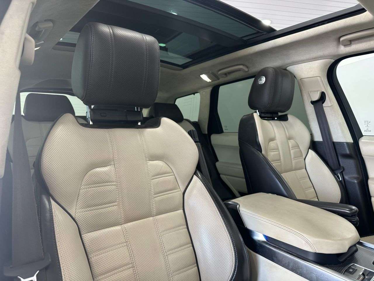 2017 LAND ROVER RANGE ROVER SPORT 2017 LAND ROVER RANGE ROVER SPORT