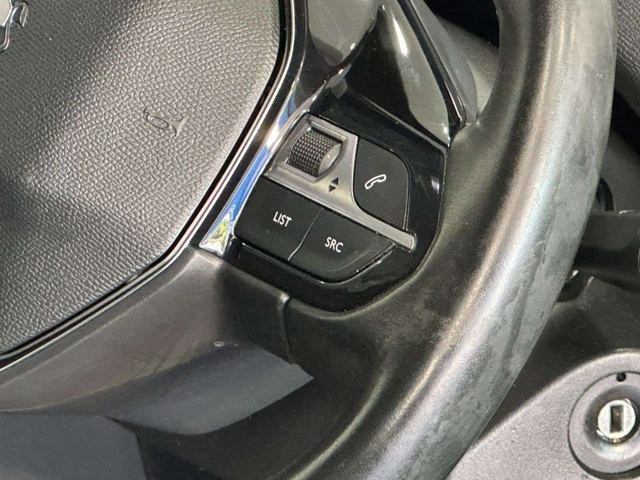 2019 PEUGEOT 3008 2019 PEUGEOT 3008