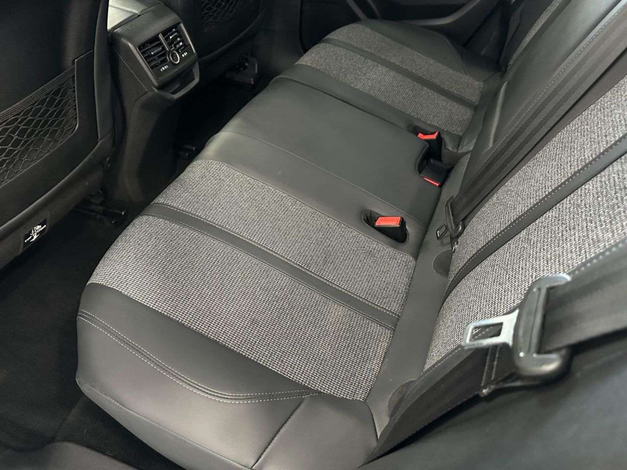 2019 PEUGEOT 3008 2019 PEUGEOT 3008