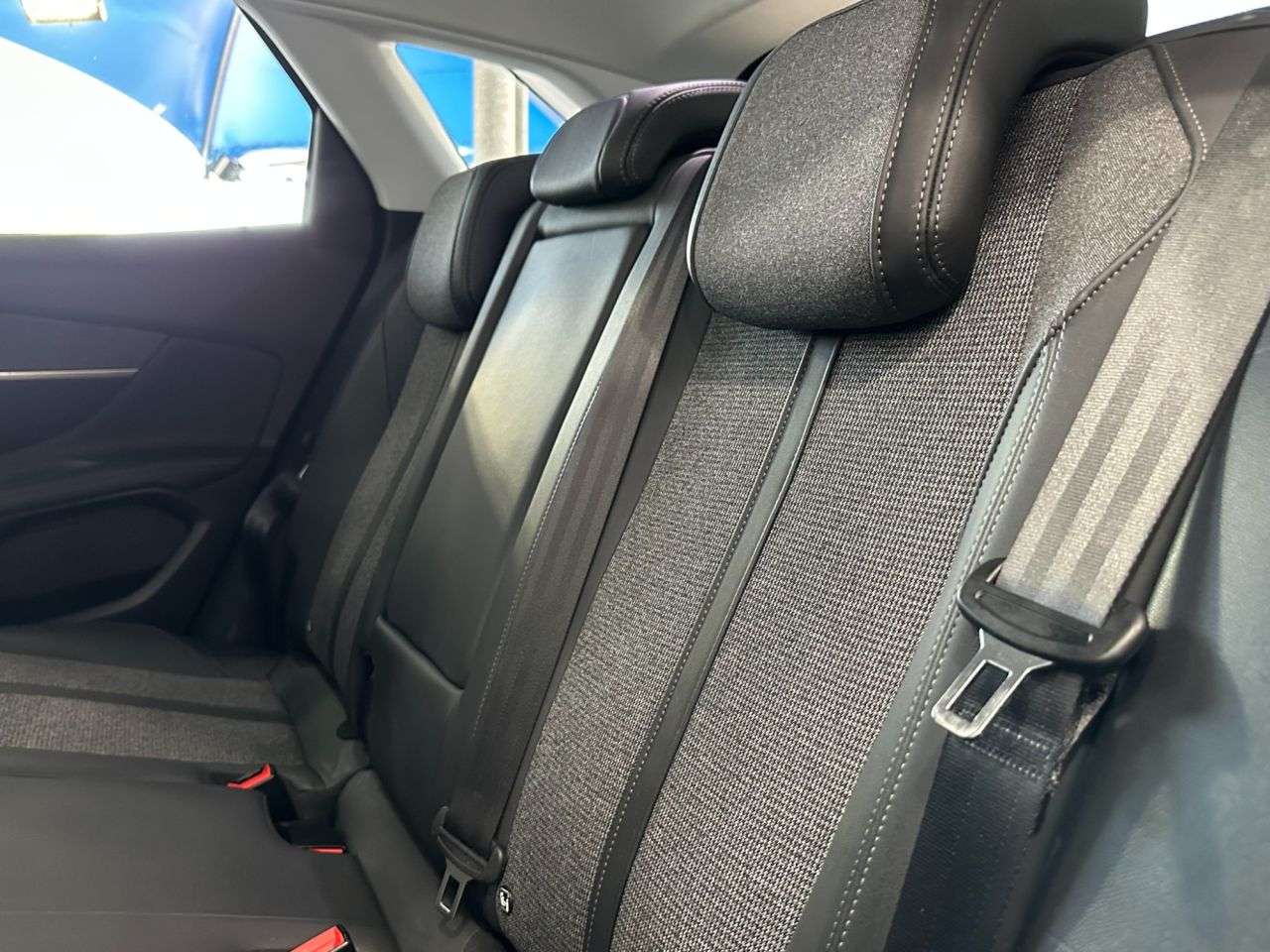 2019 PEUGEOT 3008 2019 PEUGEOT 3008