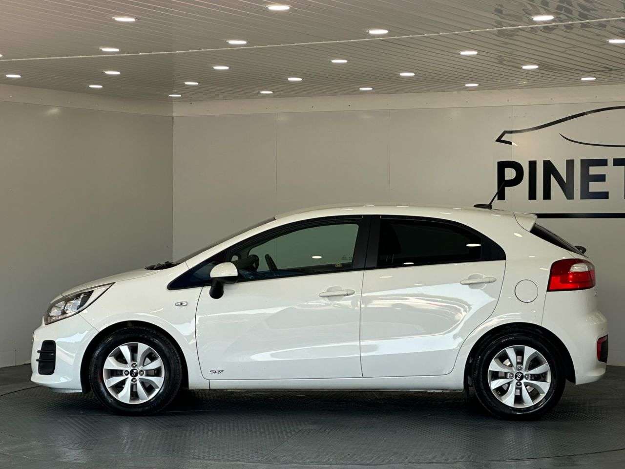 2016 KIA RIO 2016 KIA RIO