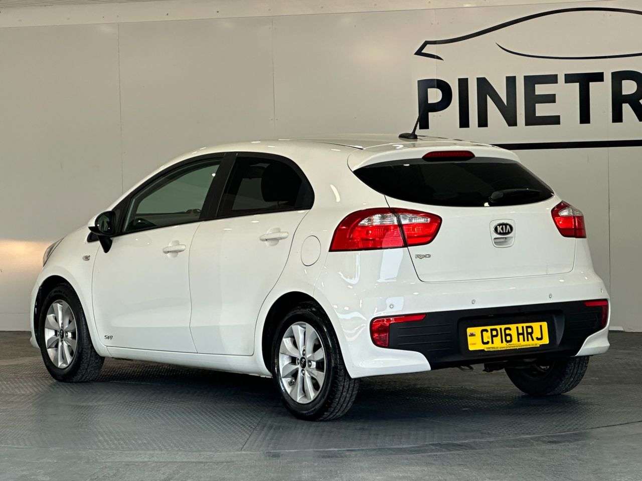 2016 KIA RIO 2016 KIA RIO