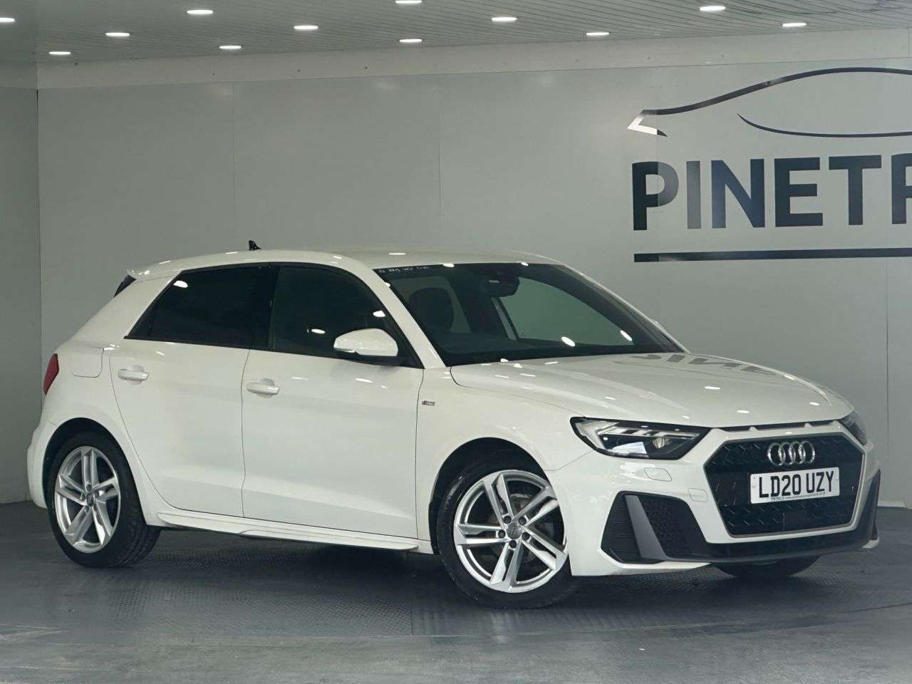 A 2020 AUDI A1 1.0 TFSI 25 S line Sportback 5dr Petrol Manual Euro 6 (s/s) (95 ps) A 2020 AUDI A1 1.0 TFSI 25 S line Sportback 5dr Petrol Manual Euro 6 (s/s) (95 ps)