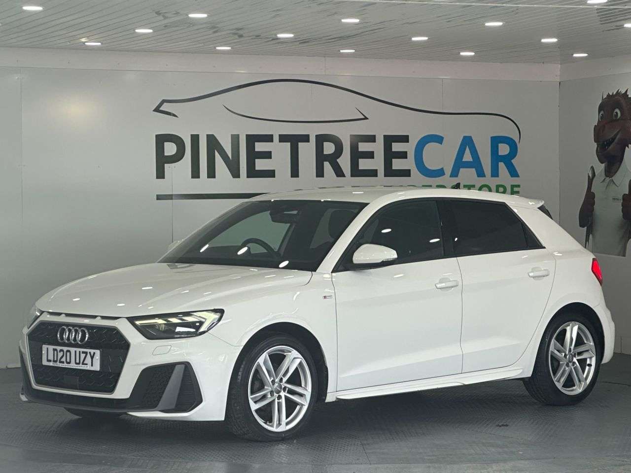 A 2020 AUDI A1 1.0 TFSI 25 S line Sportback 5dr Petrol Manual Euro 6 (s/s) (95 ps) A 2020 AUDI A1 1.0 TFSI 25 S line Sportback 5dr Petrol Manual Euro 6 (s/s) (95 ps)