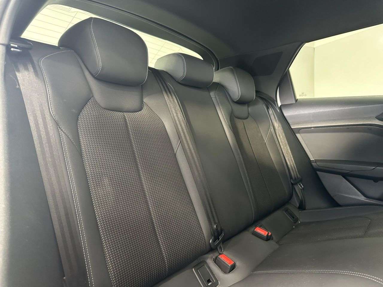 2020 AUDI A1 2020 AUDI A1
