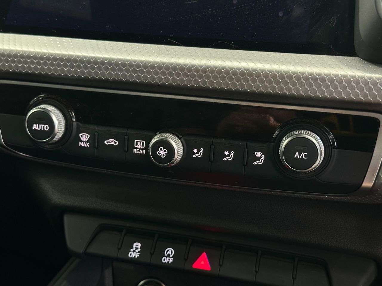 2020 AUDI A1 2020 AUDI A1