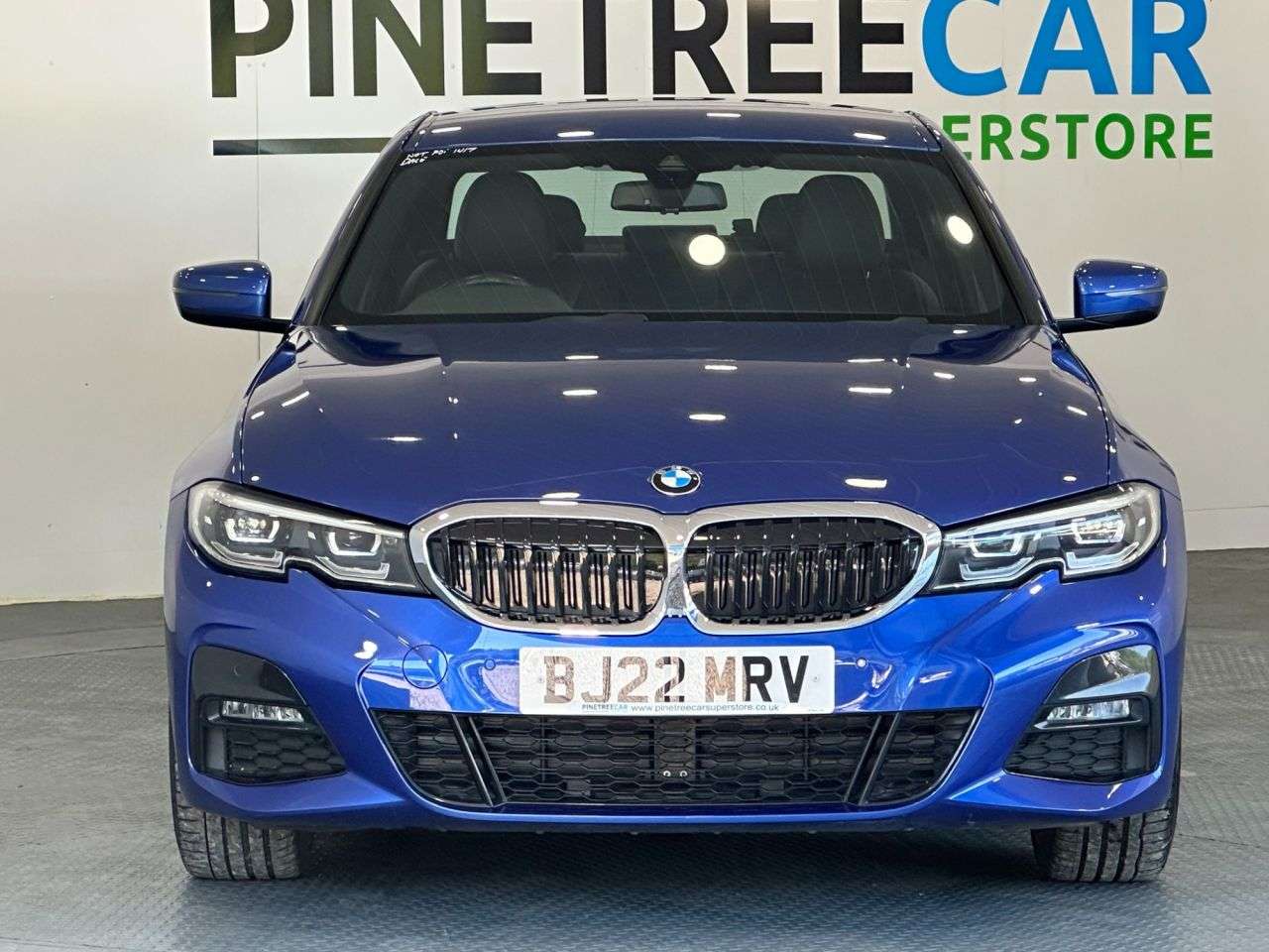 A 2022 BMW 3 SERIES 2.0 330e 12kWh M Sport Saloon 4dr Petrol Plug-in Hybrid Auto Euro 6 (s/s) ( A 2022 BMW 3 SERIES 2.0 330e 12kWh M Sport Saloon 4dr Petrol Plug-in Hybrid Auto Euro 6 (s/s) (