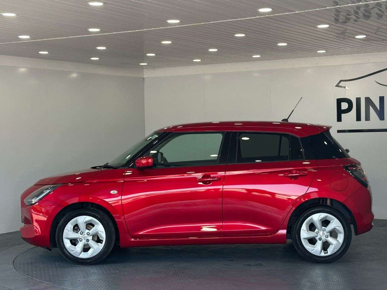 2024 SUZUKI SWIFT 2024 SUZUKI SWIFT