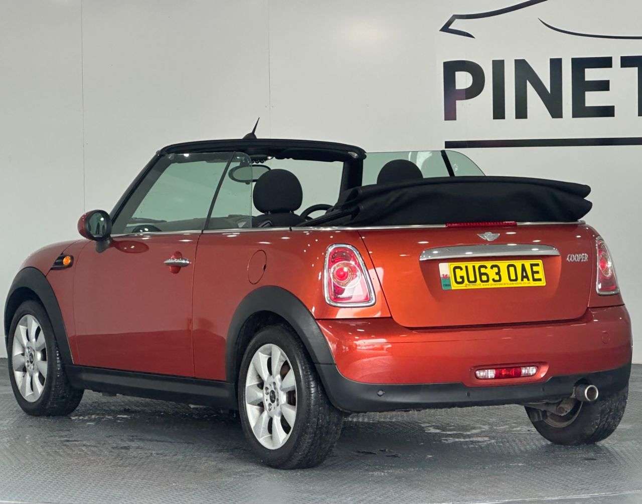 2013 MINI CONVERTIBLE 2013 MINI CONVERTIBLE