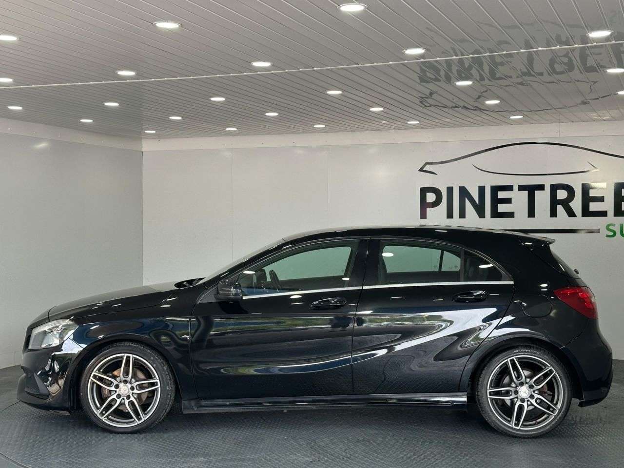 2017 MERCEDES-BENZ A CLASS 2017 MERCEDES-BENZ A CLASS