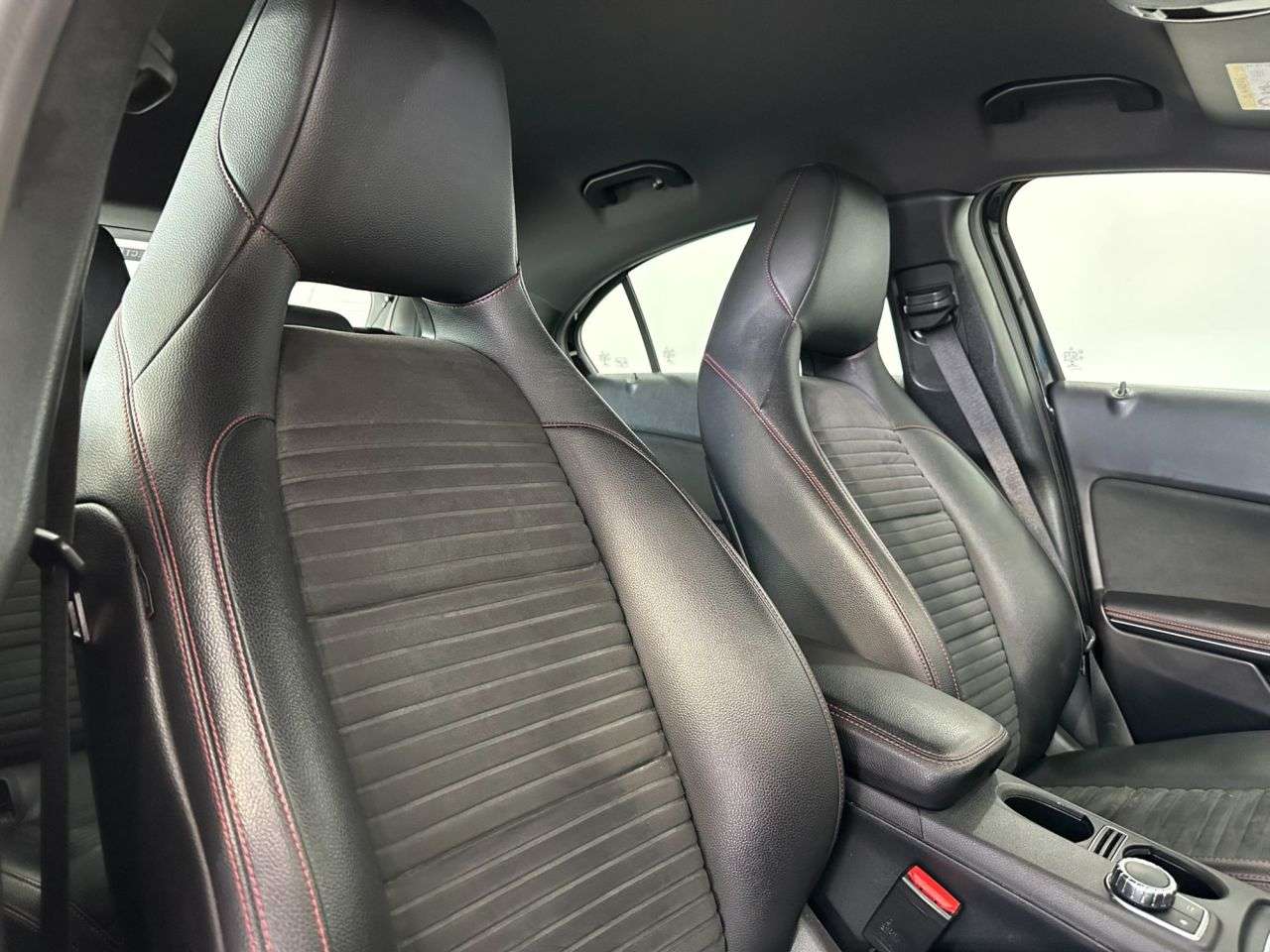 2017 MERCEDES-BENZ A CLASS 2017 MERCEDES-BENZ A CLASS