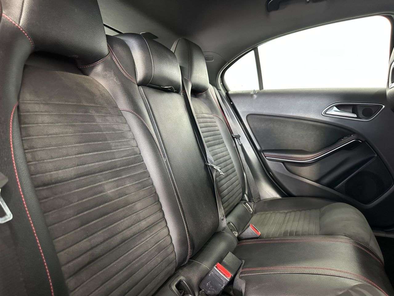2017 MERCEDES-BENZ A CLASS 2017 MERCEDES-BENZ A CLASS
