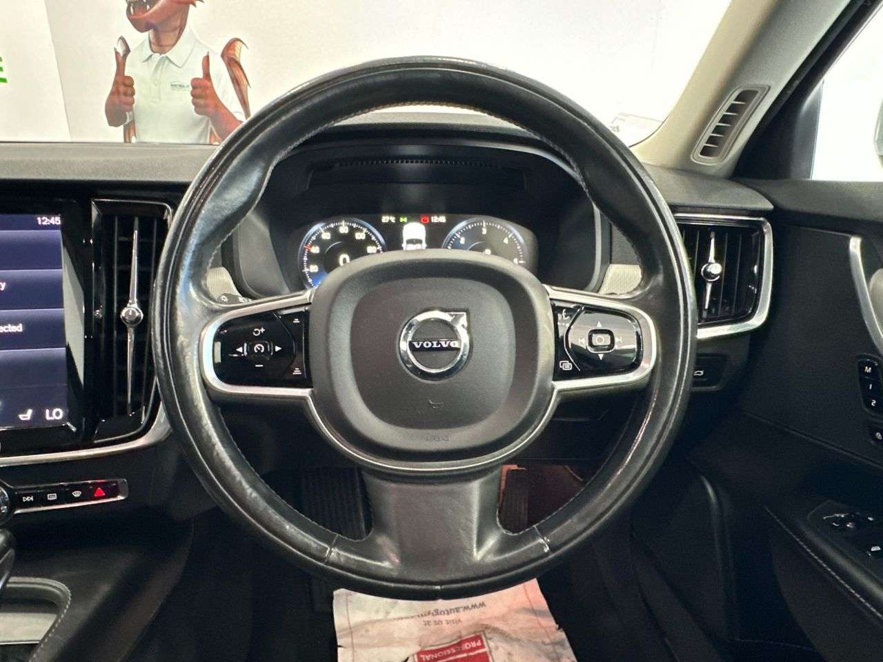 2017 VOLVO V90 2017 VOLVO V90