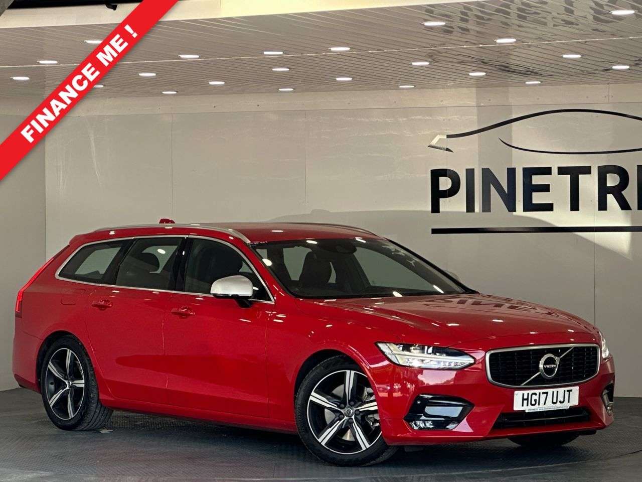 A 2017 VOLVO V90 2.0 D5 PowerPulse R-Design Estate 5dr Diesel Auto AWD Euro 6 (s/s) (235 ps) A 2017 VOLVO V90 2.0 D5 PowerPulse R-Design Estate 5dr Diesel Auto AWD Euro 6 (s/s) (235 ps)