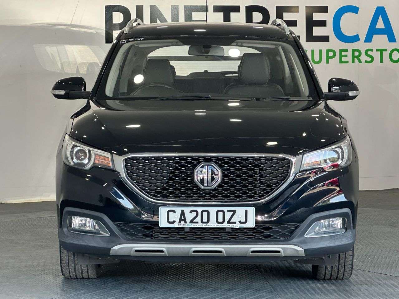 A 2020 MG MG ZS 1.0 T-GDI Exclusive SUV 5dr Petrol Auto Euro 6 (111 ps) A 2020 MG MG ZS 1.0 T-GDI Exclusive SUV 5dr Petrol Auto Euro 6 (111 ps)