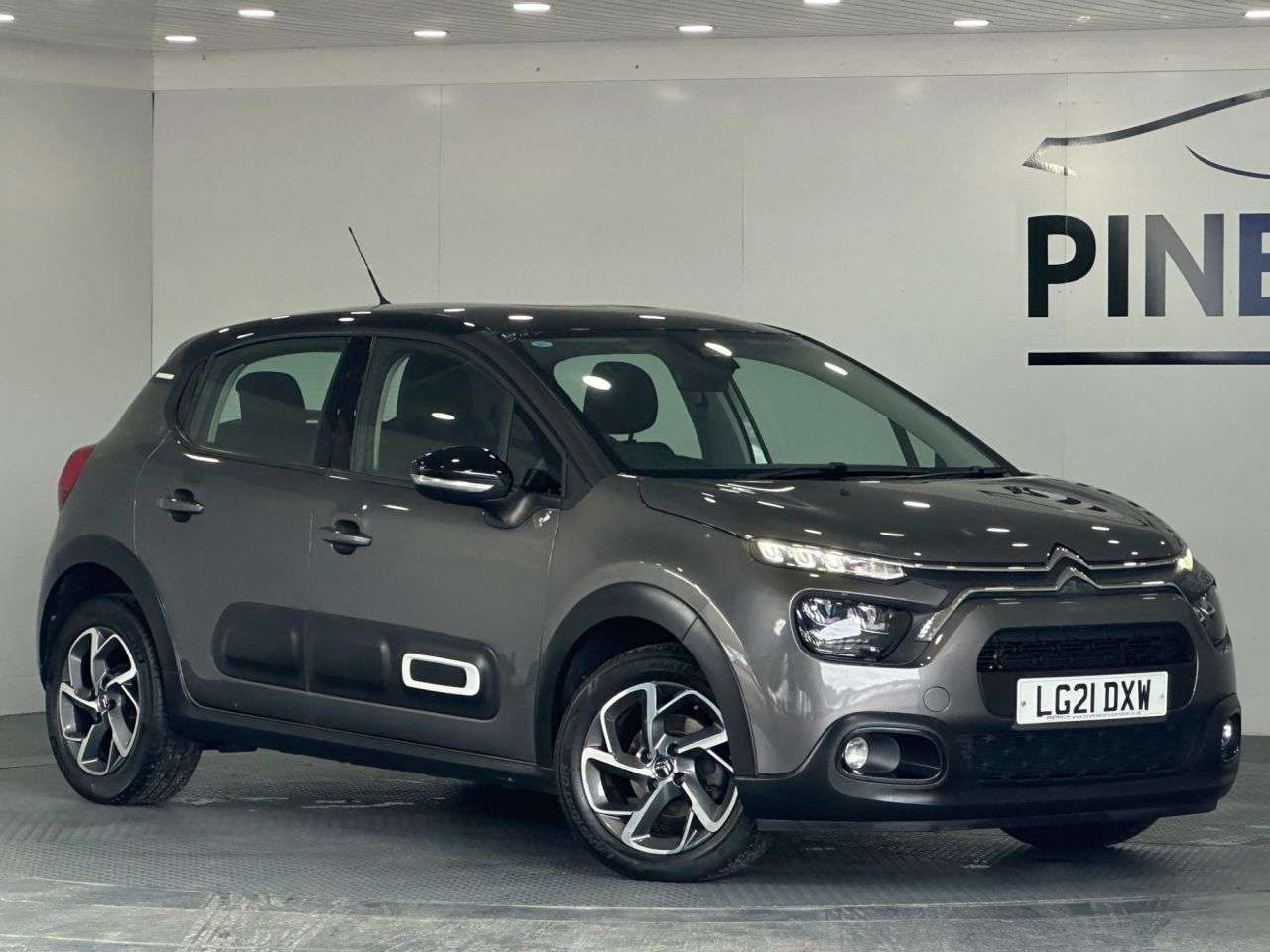 A 2021 CITROEN C3 1.2 PureTech Flair Hatchback 5dr Petrol Manual Euro 6 (s/s) (83 ps) A 2021 CITROEN C3 1.2 PureTech Flair Hatchback 5dr Petrol Manual Euro 6 (s/s) (83 ps)