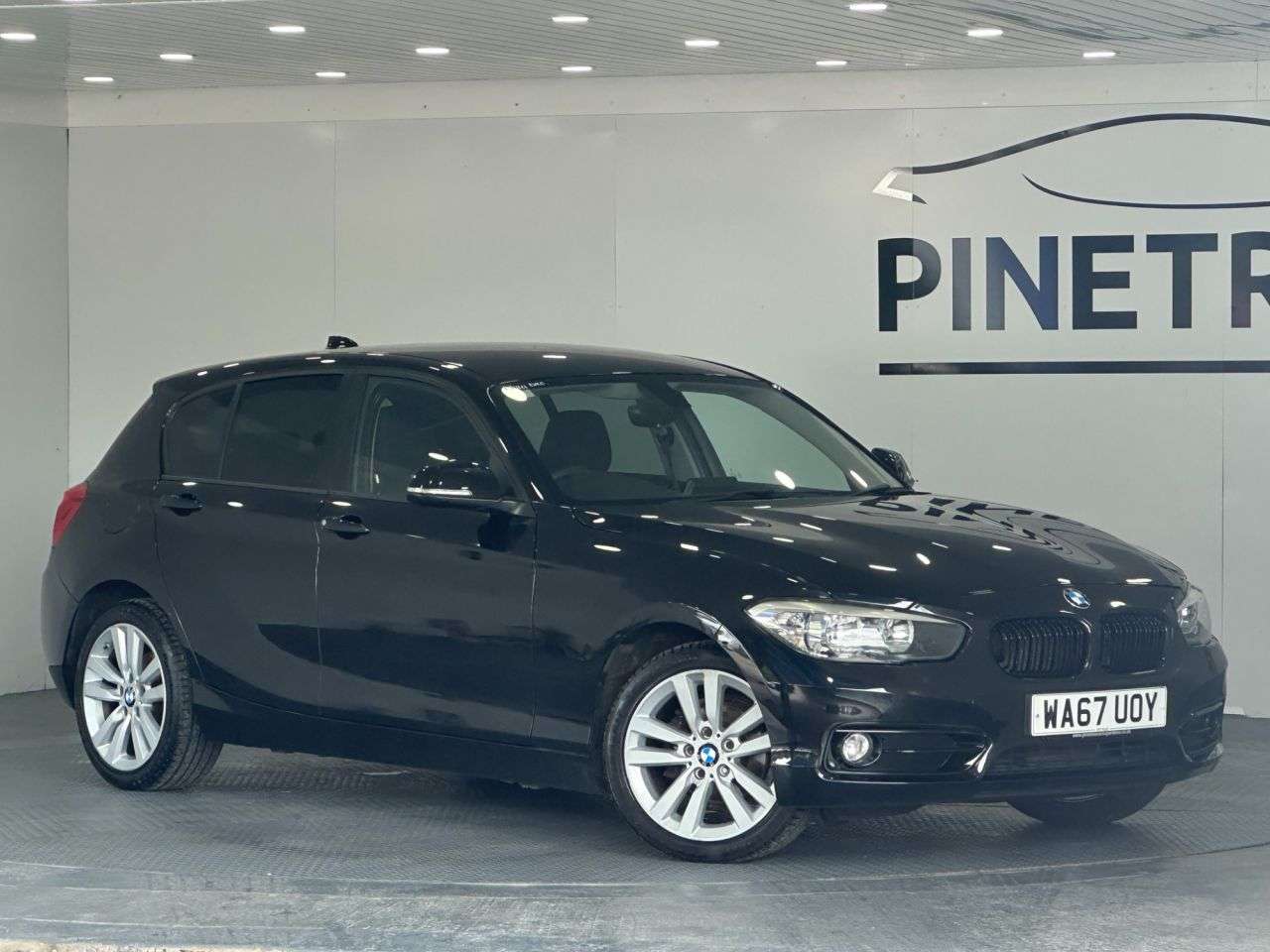 A 2017 BMW 1 SERIES 1.5 118i Sport Hatchback 5dr Petrol Manual Euro 6 (s/s) (136 ps) A 2017 BMW 1 SERIES 1.5 118i Sport Hatchback 5dr Petrol Manual Euro 6 (s/s) (136 ps)