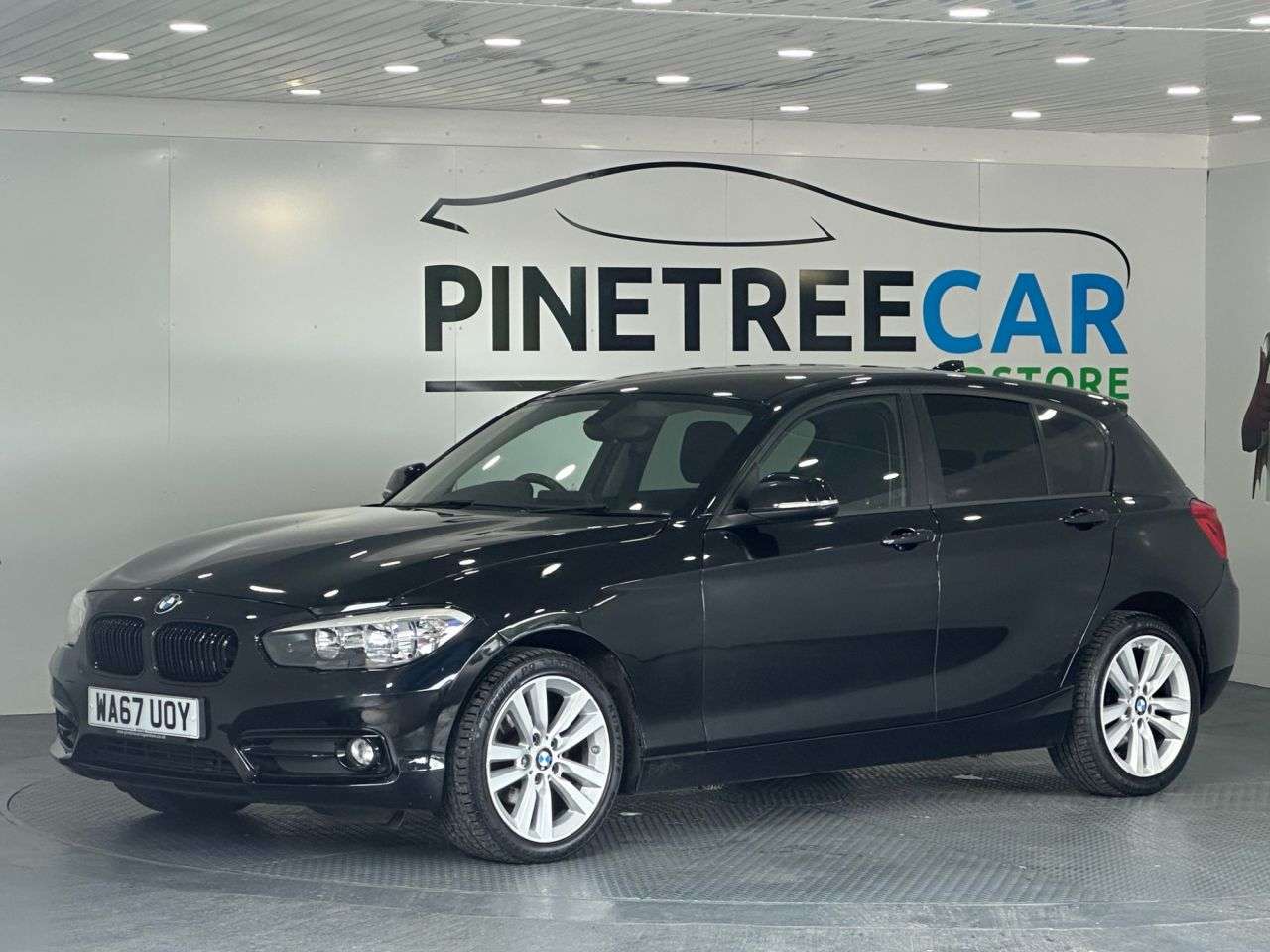 A 2017 BMW 1 SERIES 1.5 118i Sport Hatchback 5dr Petrol Manual Euro 6 (s/s) (136 ps) A 2017 BMW 1 SERIES 1.5 118i Sport Hatchback 5dr Petrol Manual Euro 6 (s/s) (136 ps)