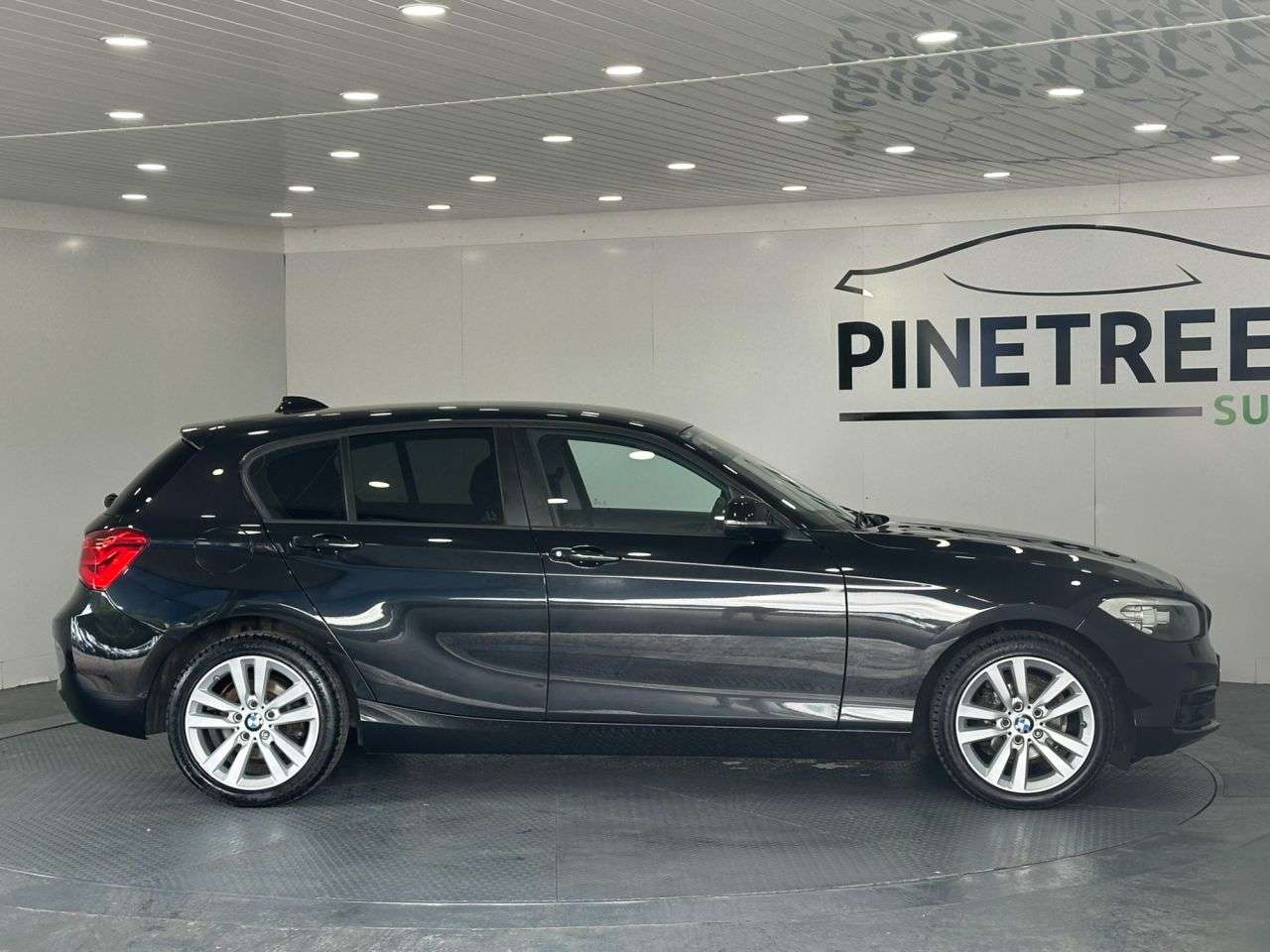 2017 BMW 1 SERIES 2017 BMW 1 SERIES