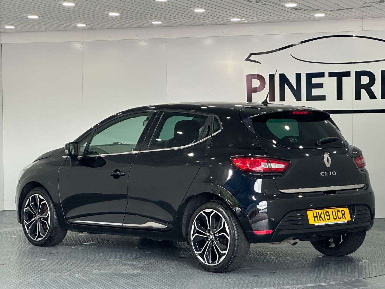 2019 RENAULT CLIO 2019 RENAULT CLIO