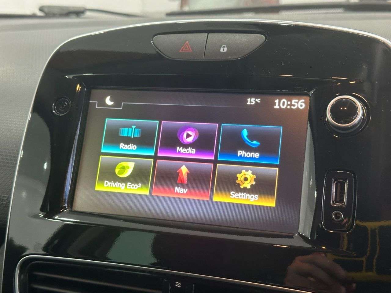 2019 RENAULT CLIO 2019 RENAULT CLIO