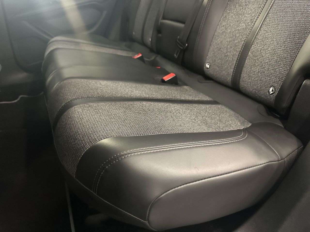 2017 PEUGEOT 3008 2017 PEUGEOT 3008