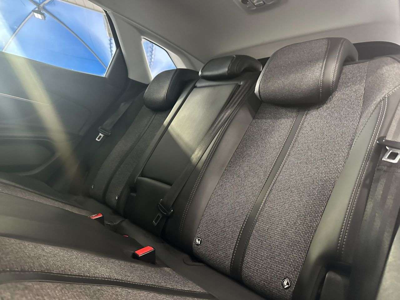 2017 PEUGEOT 3008 2017 PEUGEOT 3008