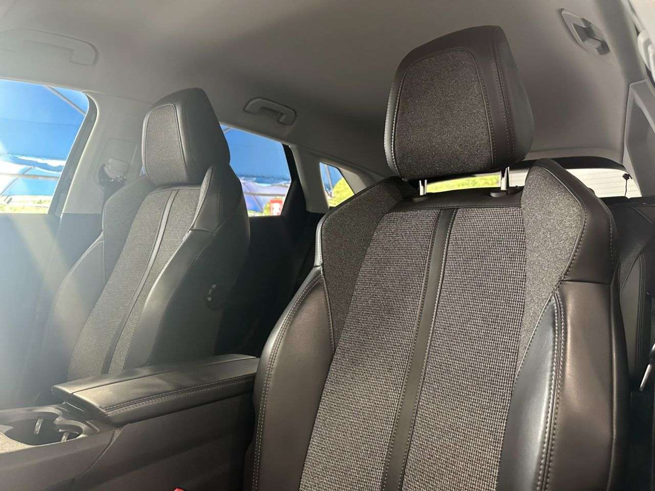 2017 PEUGEOT 3008 2017 PEUGEOT 3008