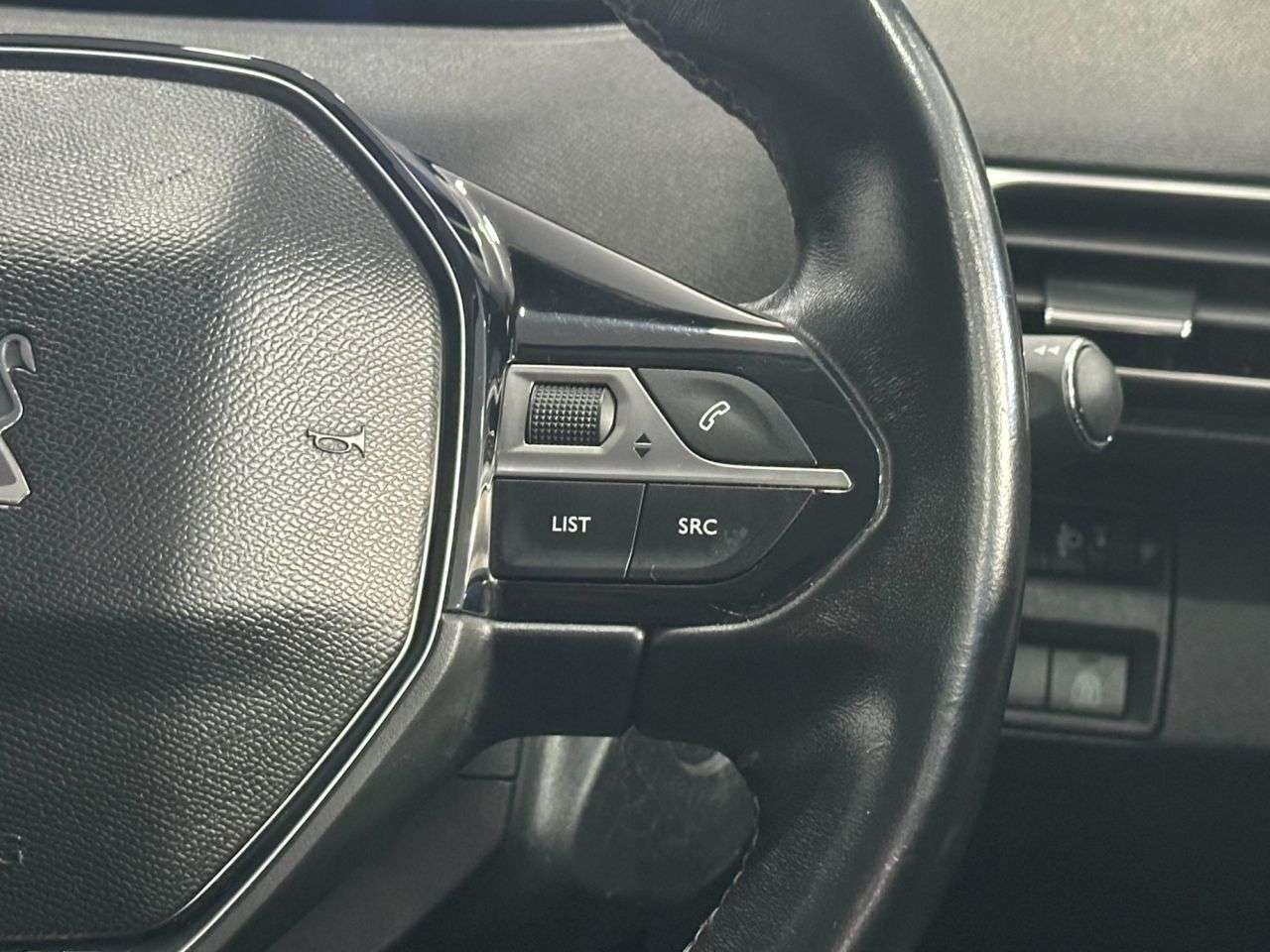 2017 PEUGEOT 3008 2017 PEUGEOT 3008