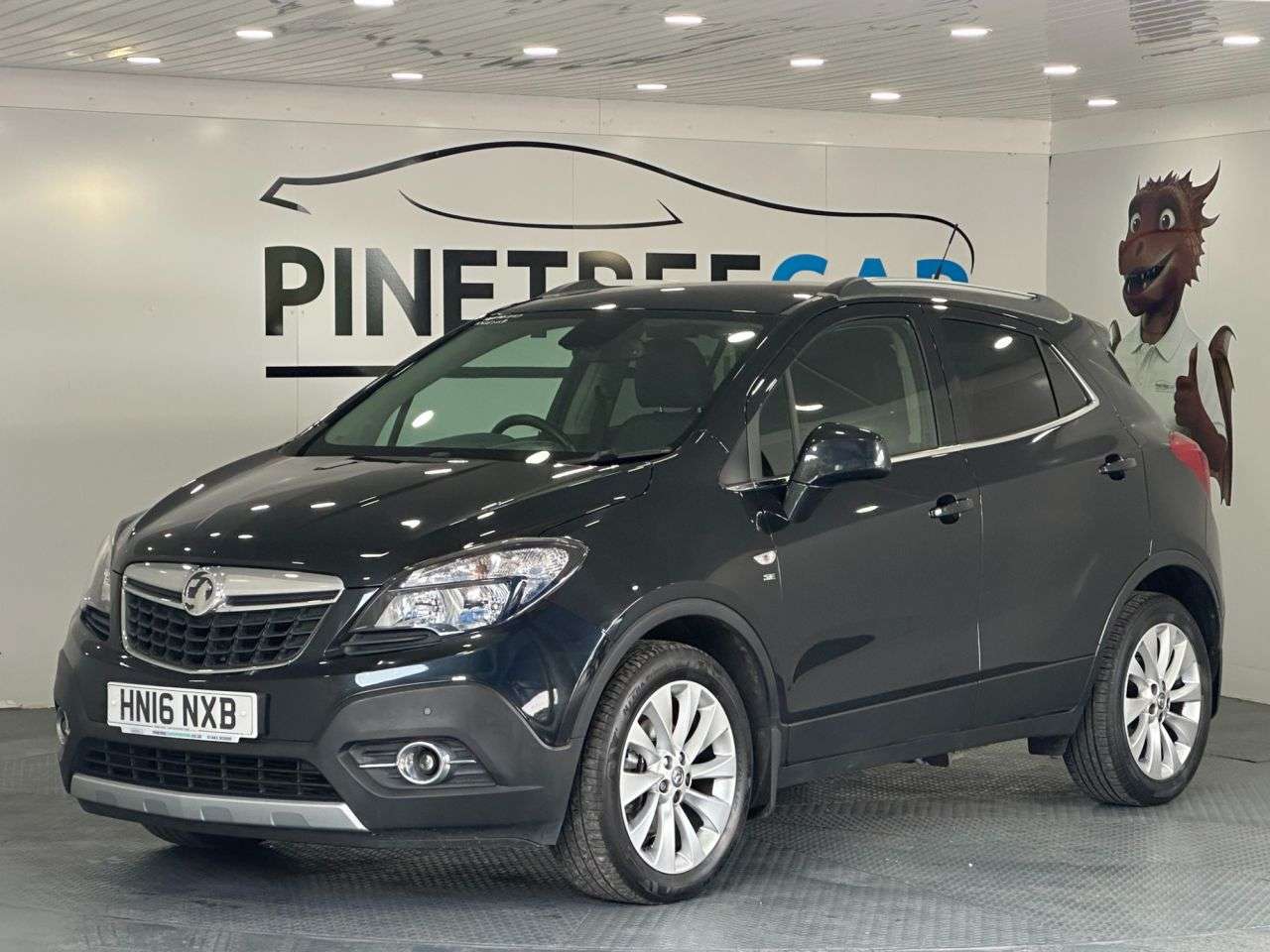 A 2016 VAUXHALL MOKKA 1.6 CDTi SE SUV 5dr Diesel Manual 4WD Euro 6 (s/s) (136 ps) A 2016 VAUXHALL MOKKA 1.6 CDTi SE SUV 5dr Diesel Manual 4WD Euro 6 (s/s) (136 ps)