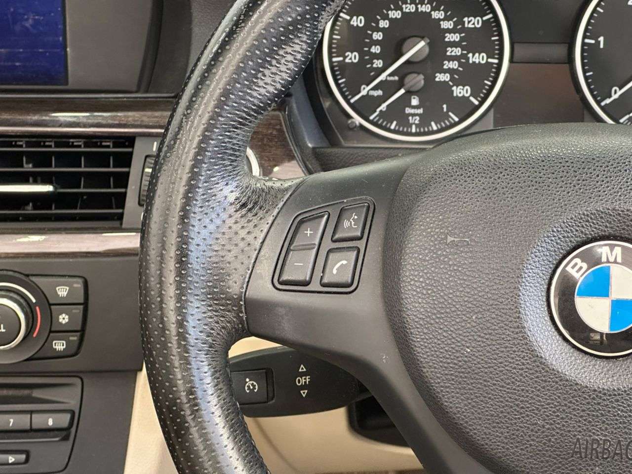 2012 BMW 3 SERIES 2012 BMW 3 SERIES