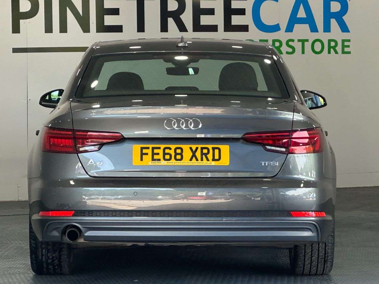 2018 AUDI A4 2018 AUDI A4