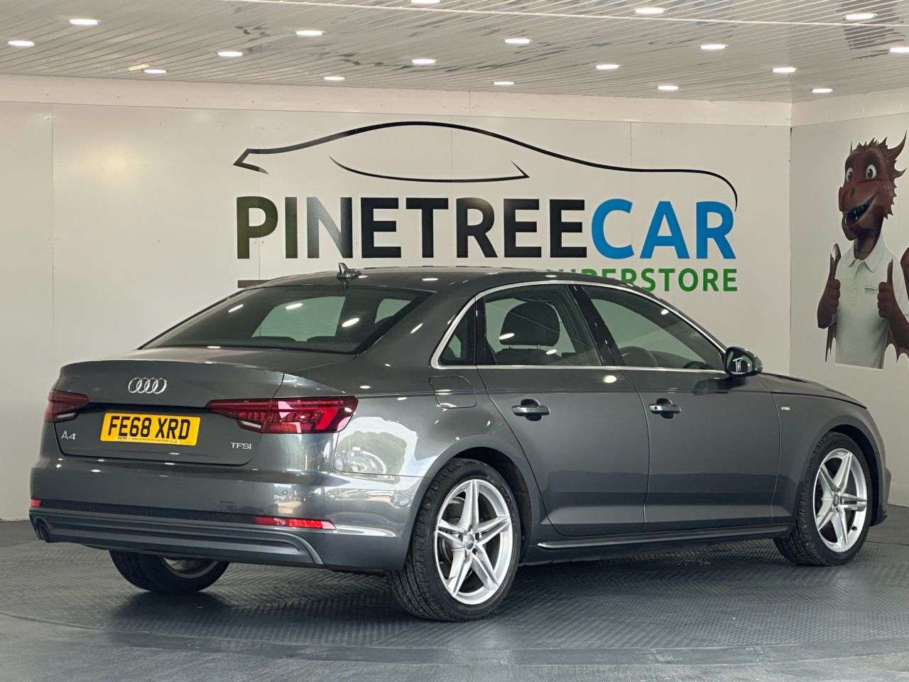2018 AUDI A4 2018 AUDI A4